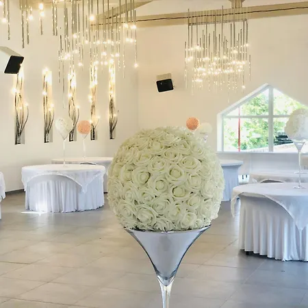 Pavillon Fani Hébergement de vacances *